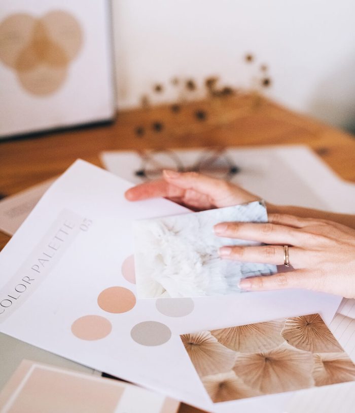 pexels-olya-kobruseva-7598076-crp